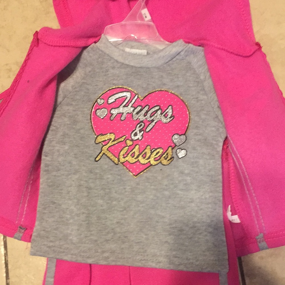 🔥 3 for $35 SALES Diva 3pcs kids hoody set - Picture 3 of 6
